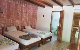 Mapi'S Cabins